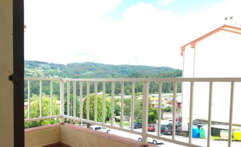 Amplio Piso En Pontedeume Apartment Exterior foto